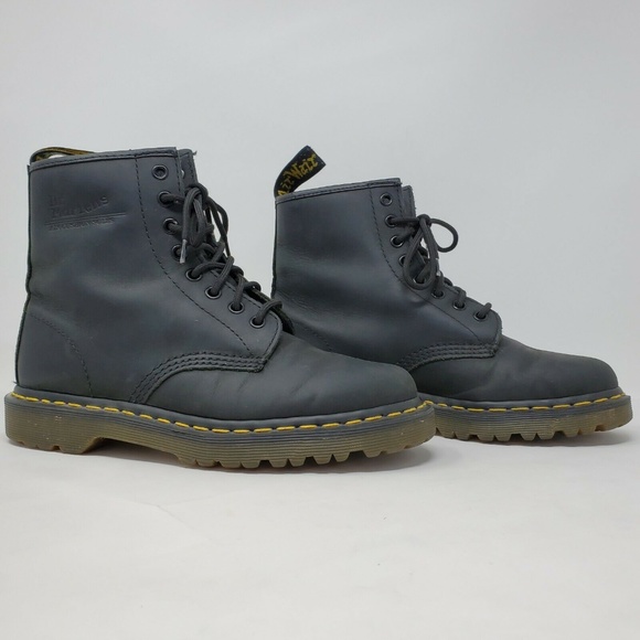 Dr. Martens Shoes - Doc Martens 10076 Black Unisex Boots.